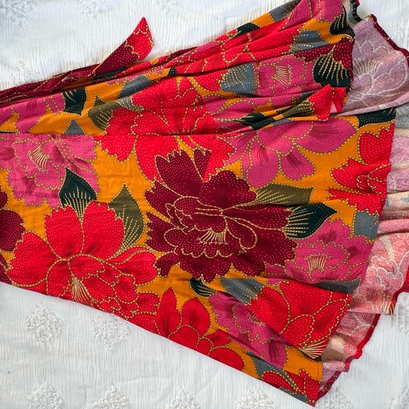 Floral Multicolor Kimono Fabric - Picture 2 of 2